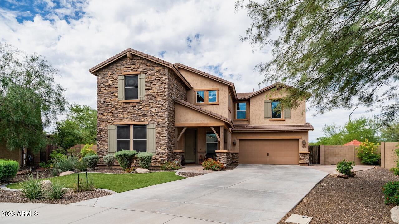 3760 W Lapenna Dr., New River, AZ 85087