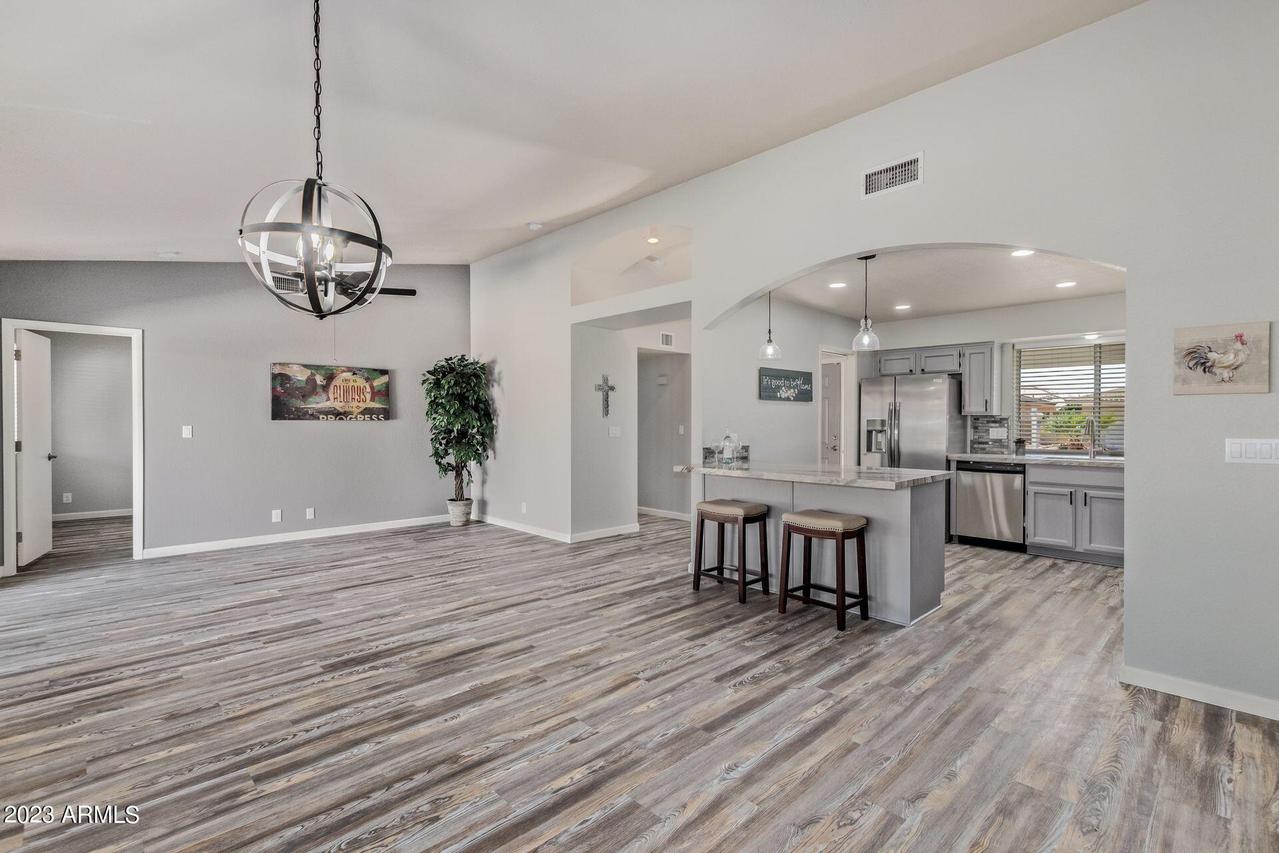 7906 E Neville Ave., Mesa, AZ 85209