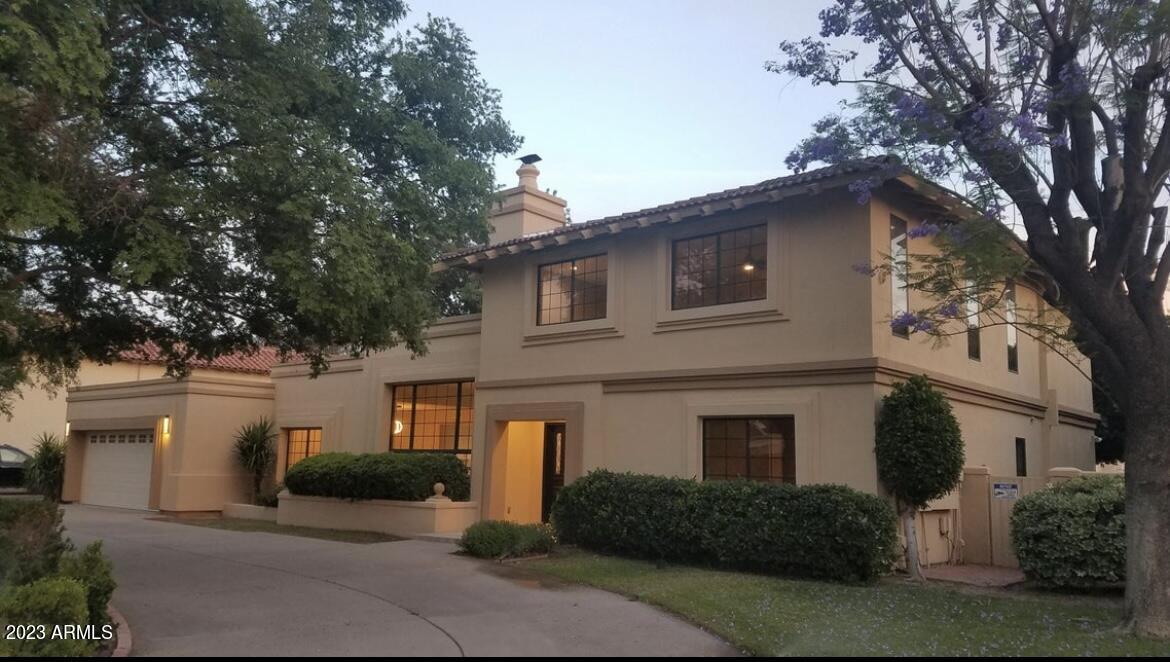 221 W Morten Ave., Phoenix, AZ 85021