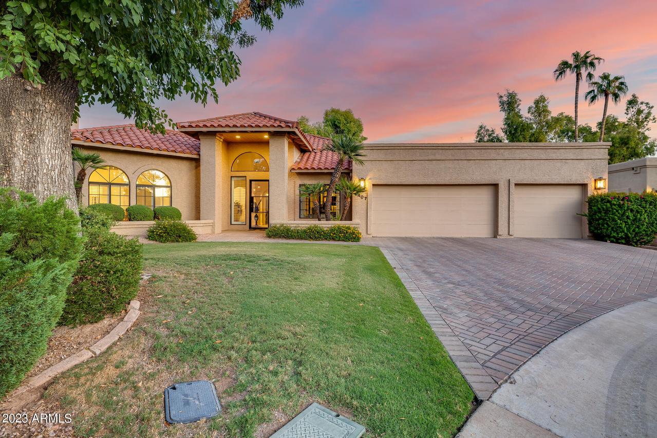 9407 N 87th St., Scottsdale, AZ 85258