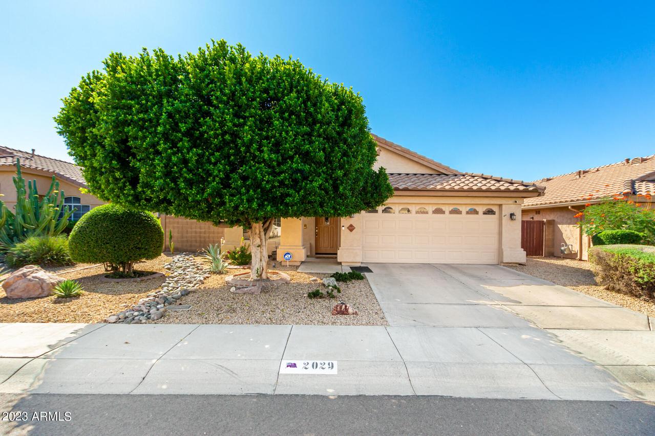 2029 E Angela Dr., Phoenix, AZ 85022