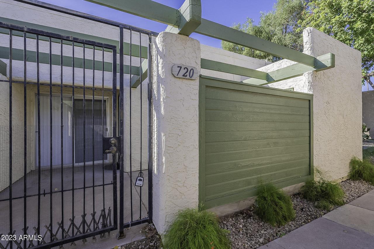 720 S Lebanon Ln., Tempe, AZ 85288