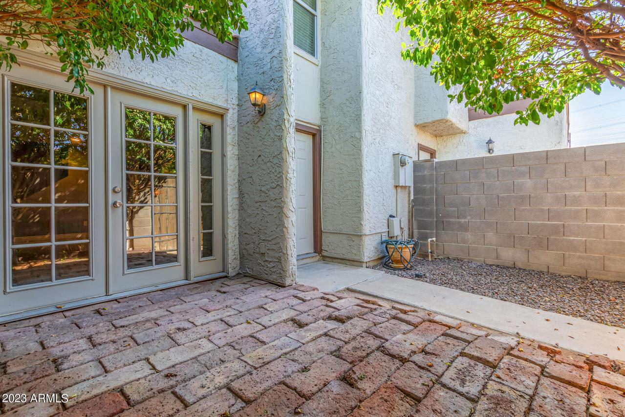 6811 S Jentilly Ln., Tempe, AZ 85283