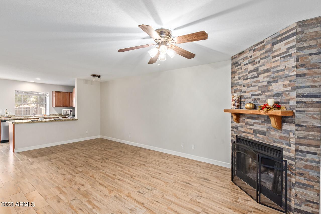8111 W Wacker Rd. #89, Peoria, AZ 85381