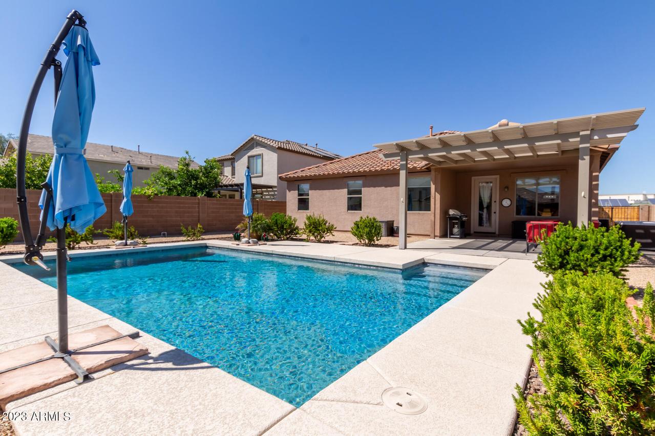 10027 N Erin Ct., Waddell, AZ 85355