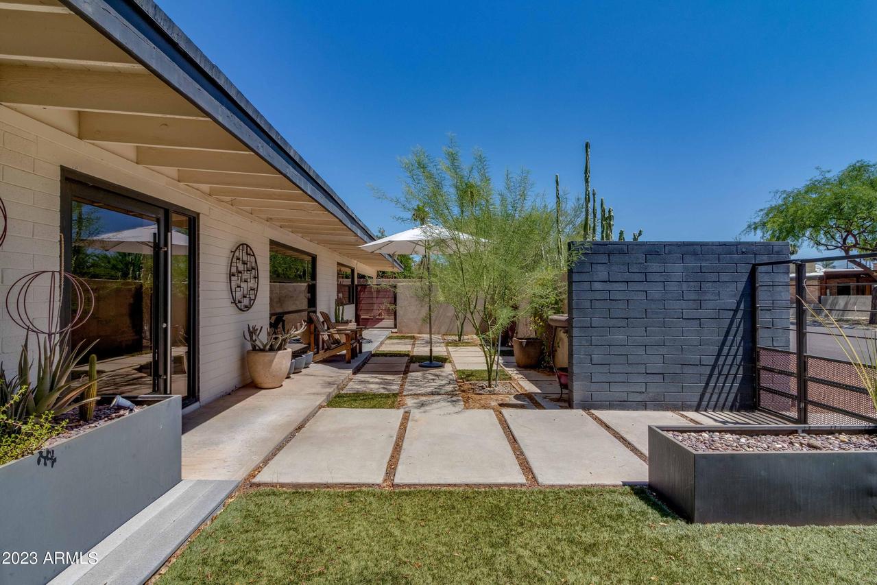 5012 N 71st Pl., Paradise Valley, AZ 85253