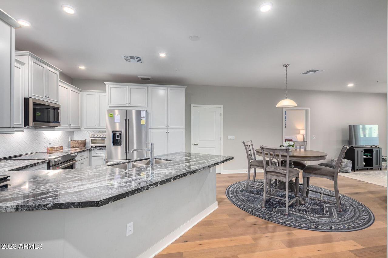2511 W Queen Creek Rd. #115, Chandler, AZ 85248