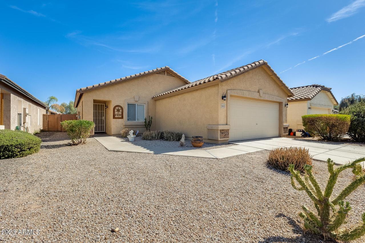 28611 N Crystal Dr., San Tan Valley, AZ 85143