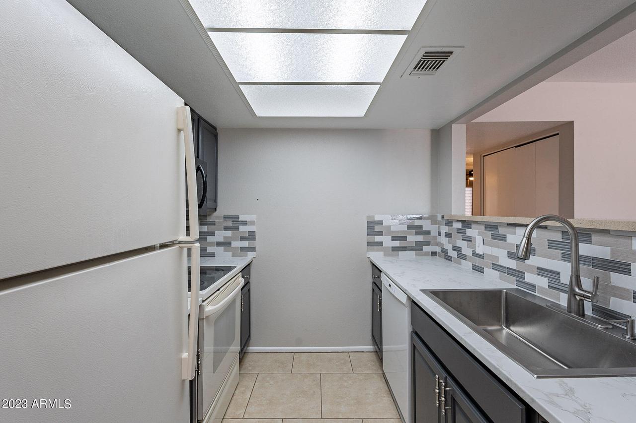 616 S Hardy Dr. #103, Tempe, AZ 85281