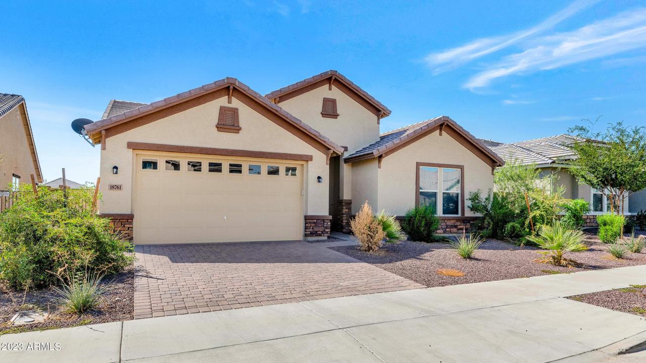 18761 W Mercer Ln., Surprise, AZ 85388