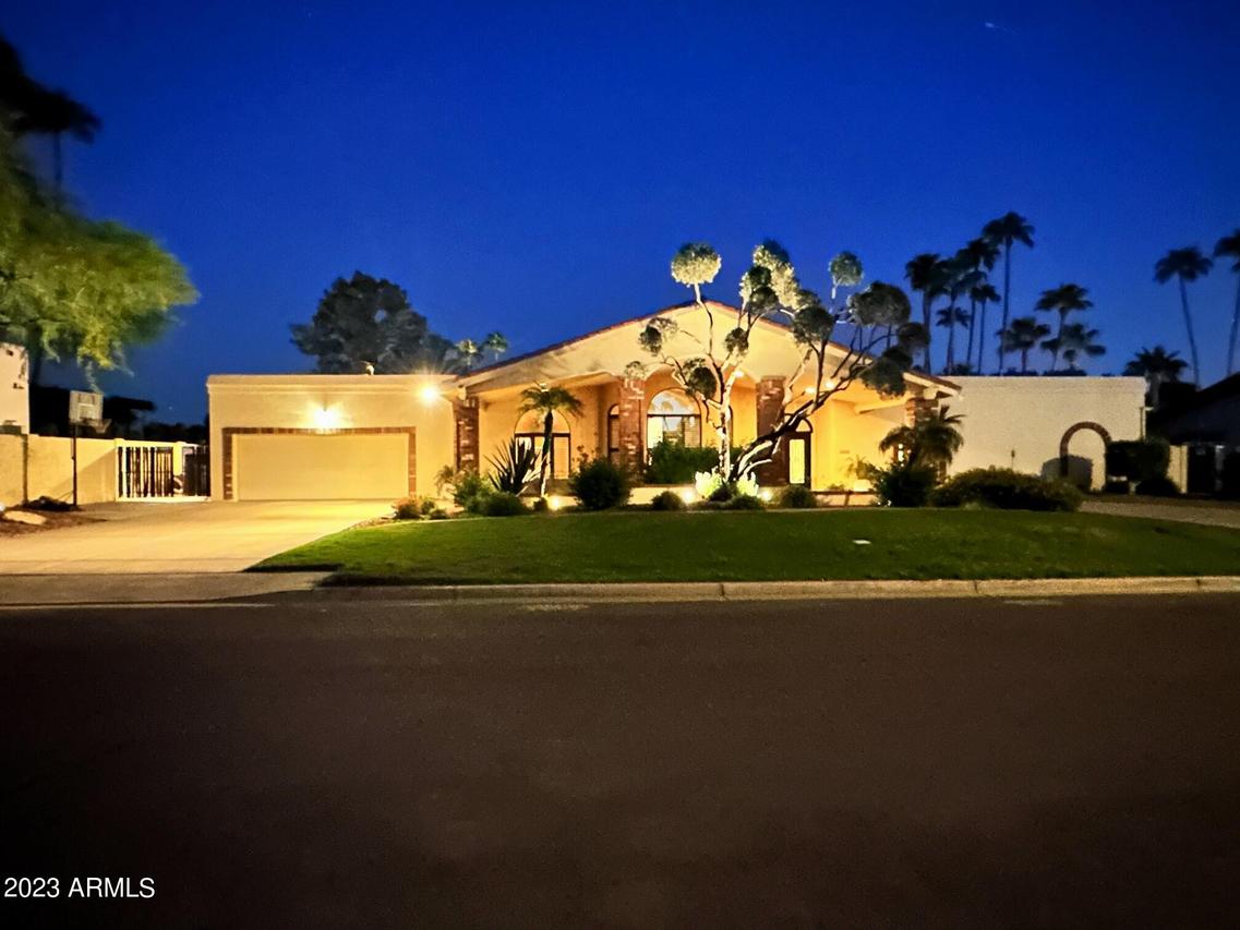 11455 N 54th St., Scottsdale, AZ 85254