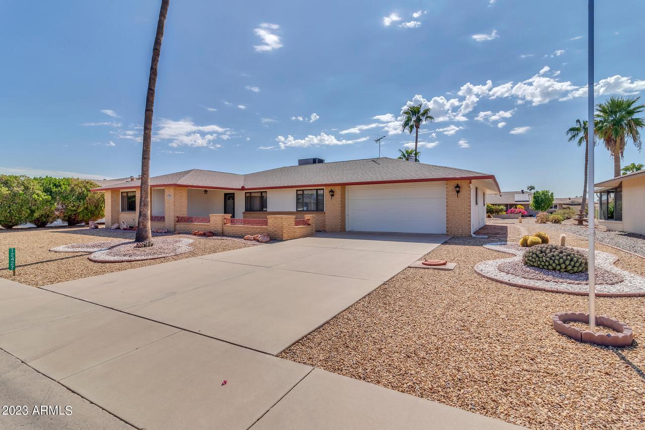 12427 W Mesa Verde Dr., Sun City West, AZ 85375