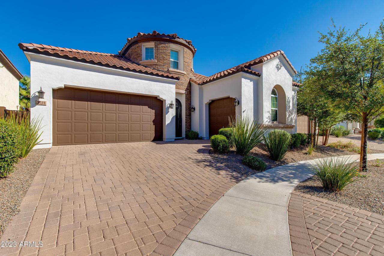 4511 N 29th Way, Phoenix, AZ 85016