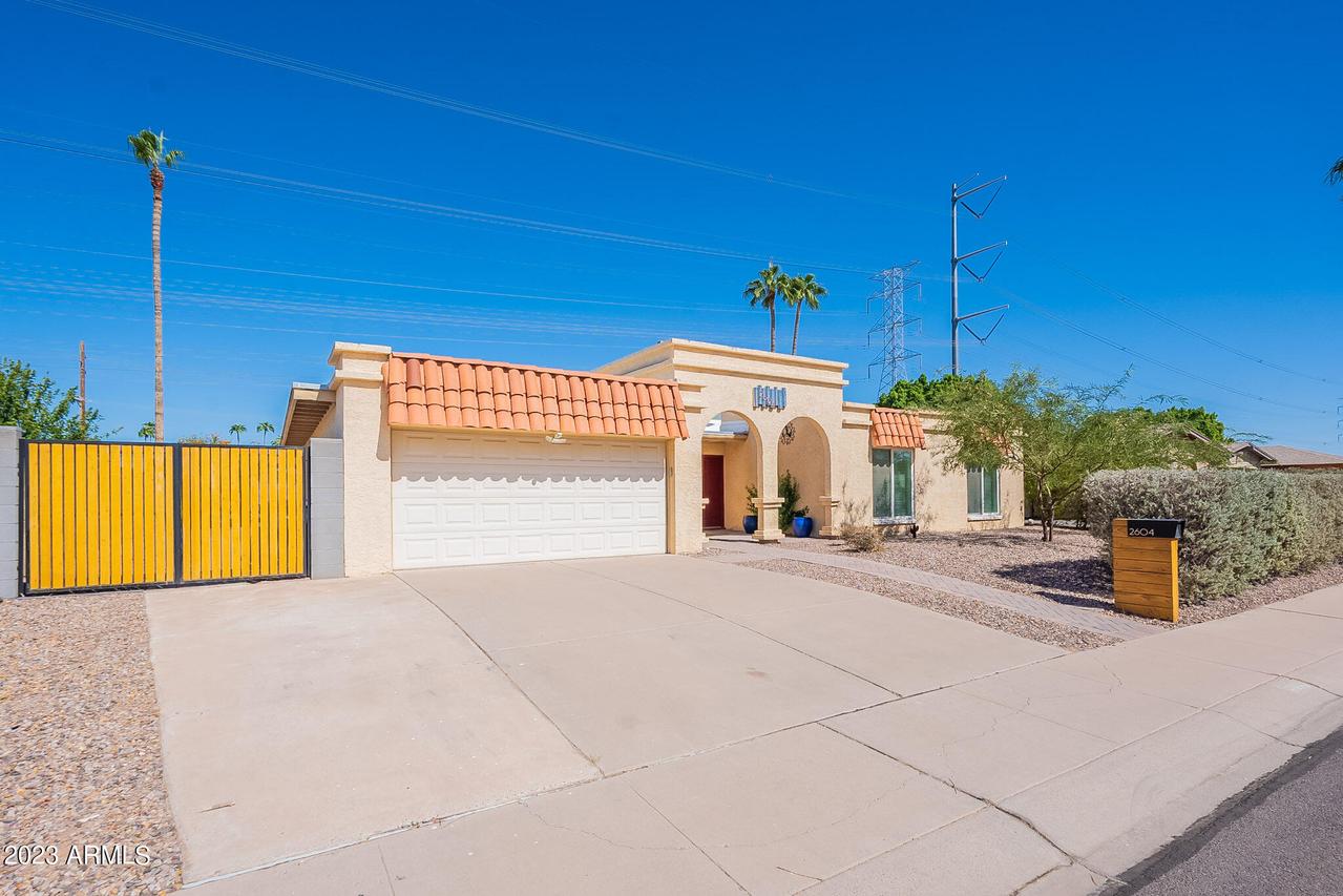 2604 W Summit Pl., Chandler, AZ 85224