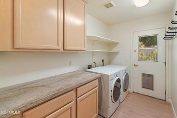 1247 E Eugie Ave., Phoenix, AZ 85022