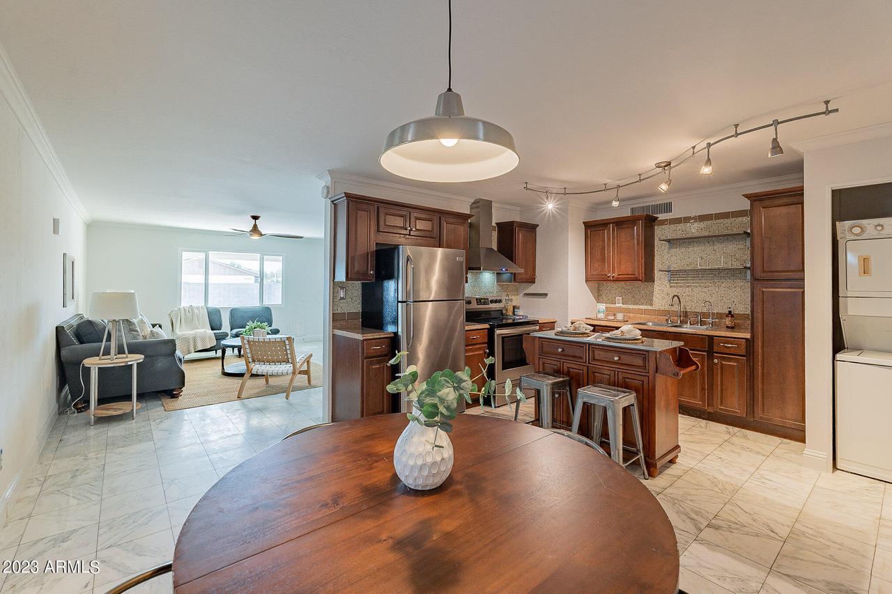 14069 N 48th Ave., Glendale, AZ 85306