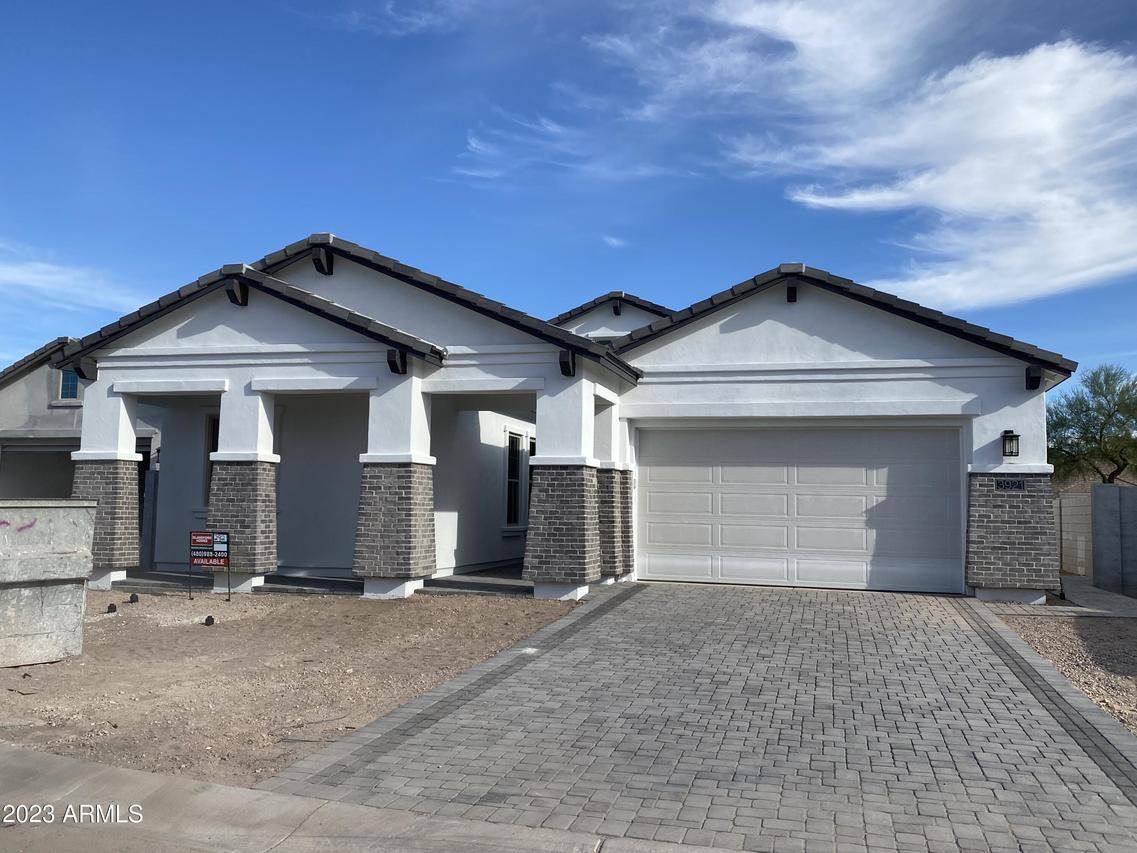 3921 N Shannon Cir., Mesa, AZ 85215