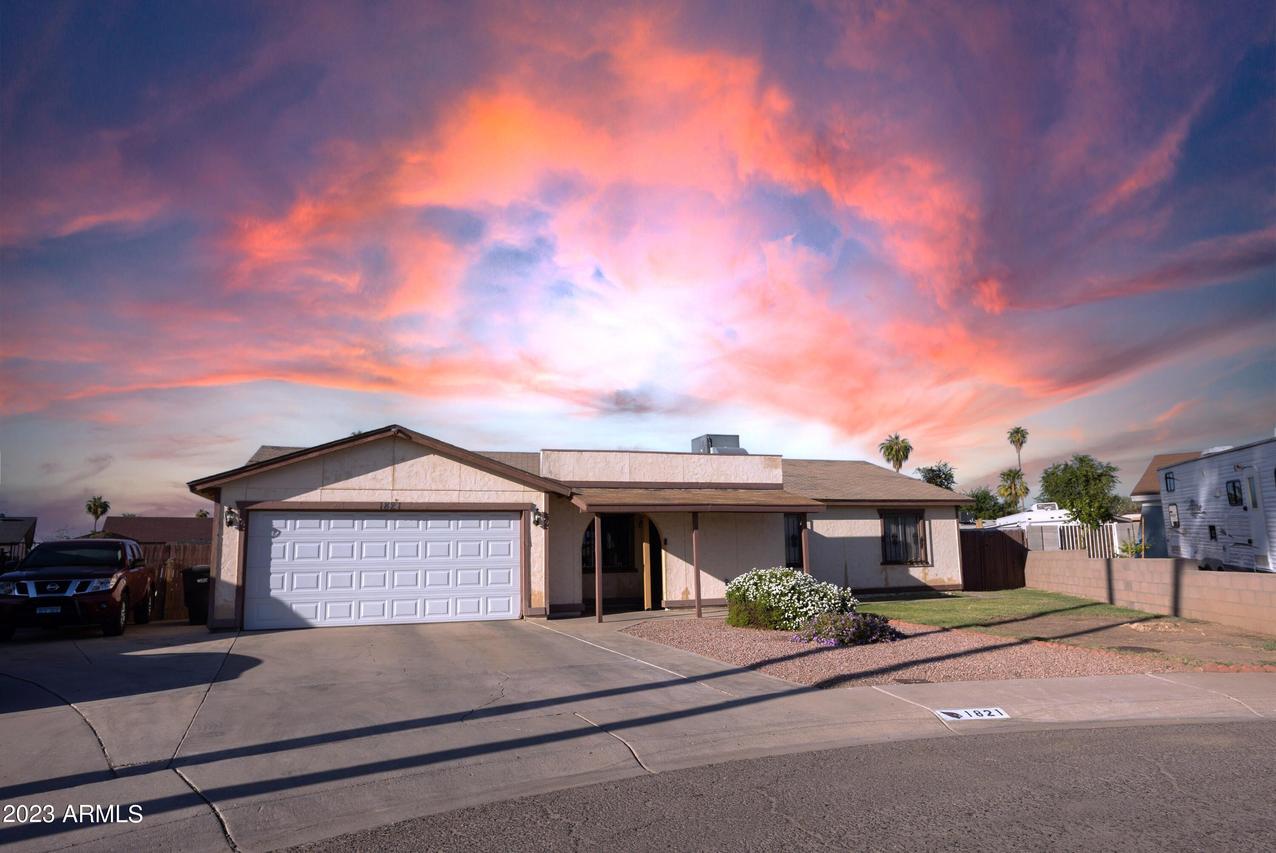 1821 N 68th Dr., Phoenix, AZ 85035