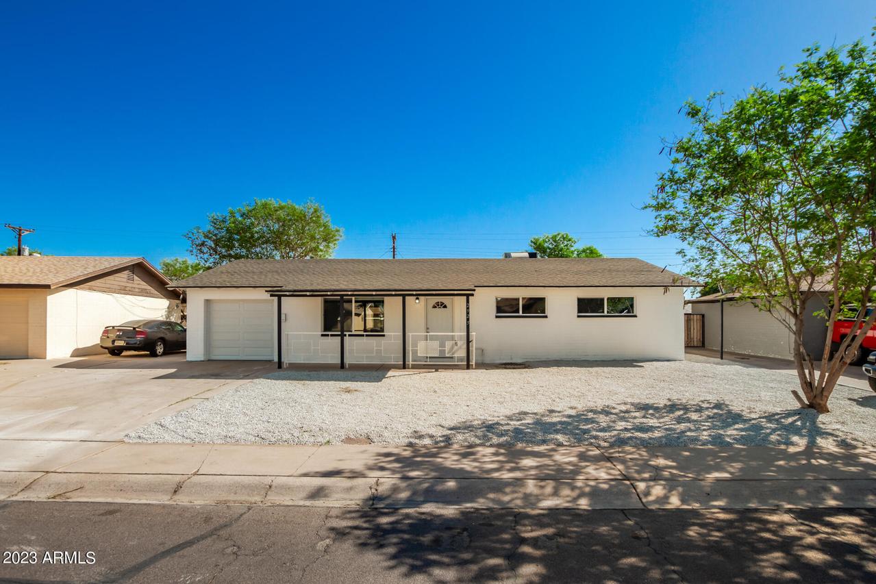 2925 N 42nd Ave., Phoenix, AZ 85019