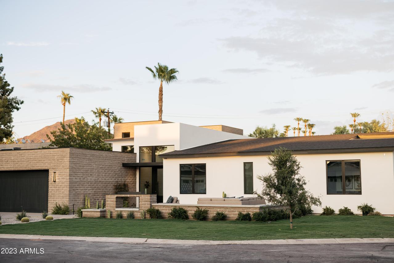4015 N 40th Pl., Phoenix, AZ 85018