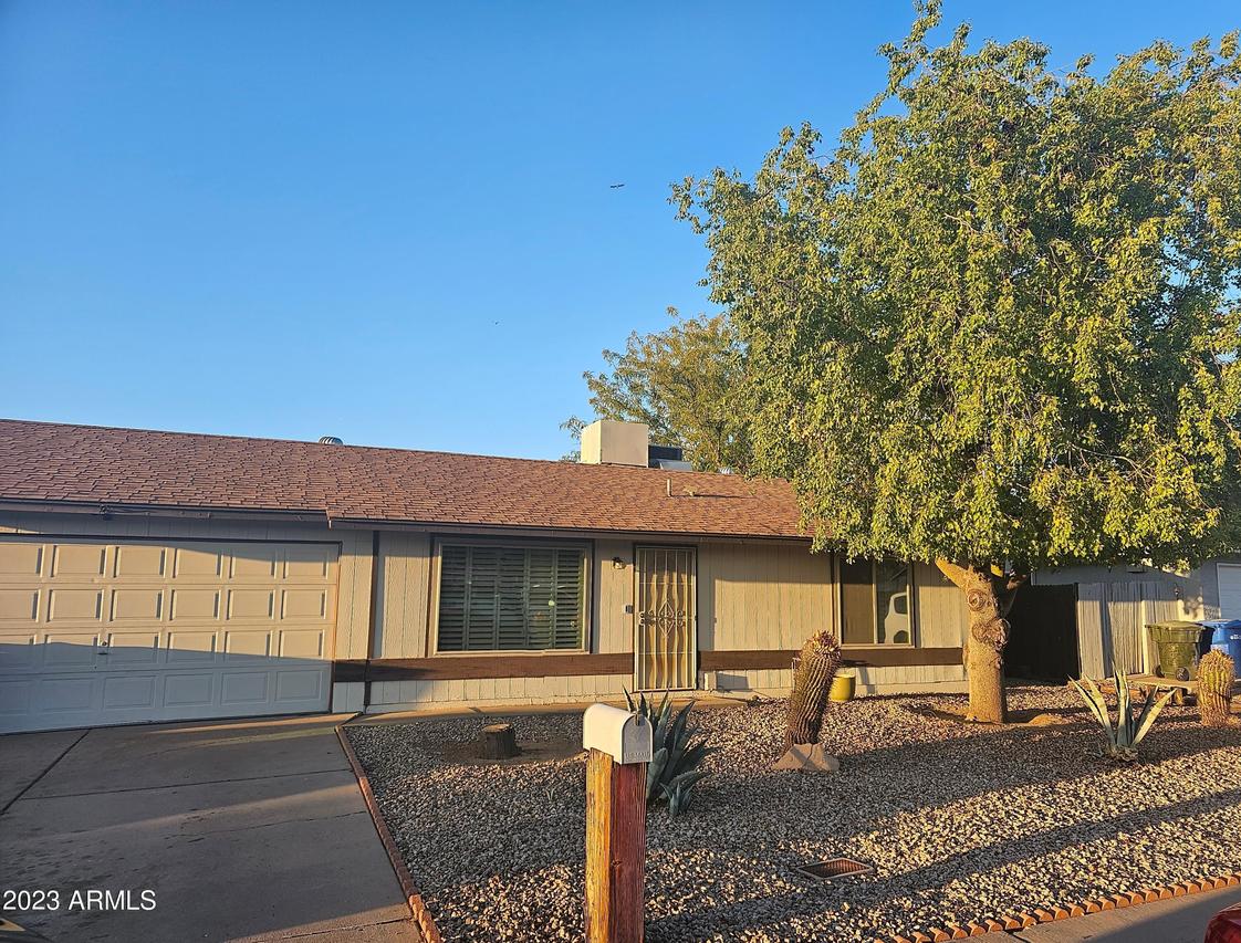 3216 E Angela Dr., Phoenix, AZ 85032