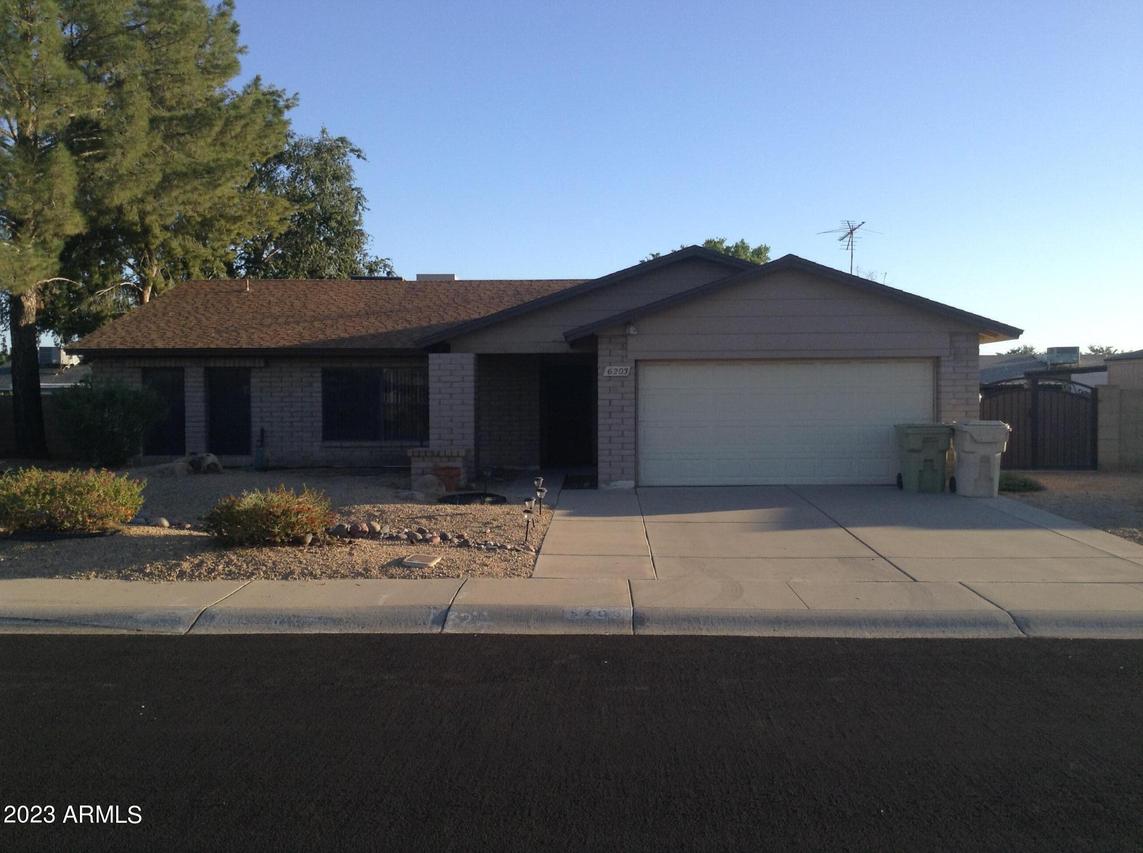 6203 W Willow Ave., Glendale, AZ 85304