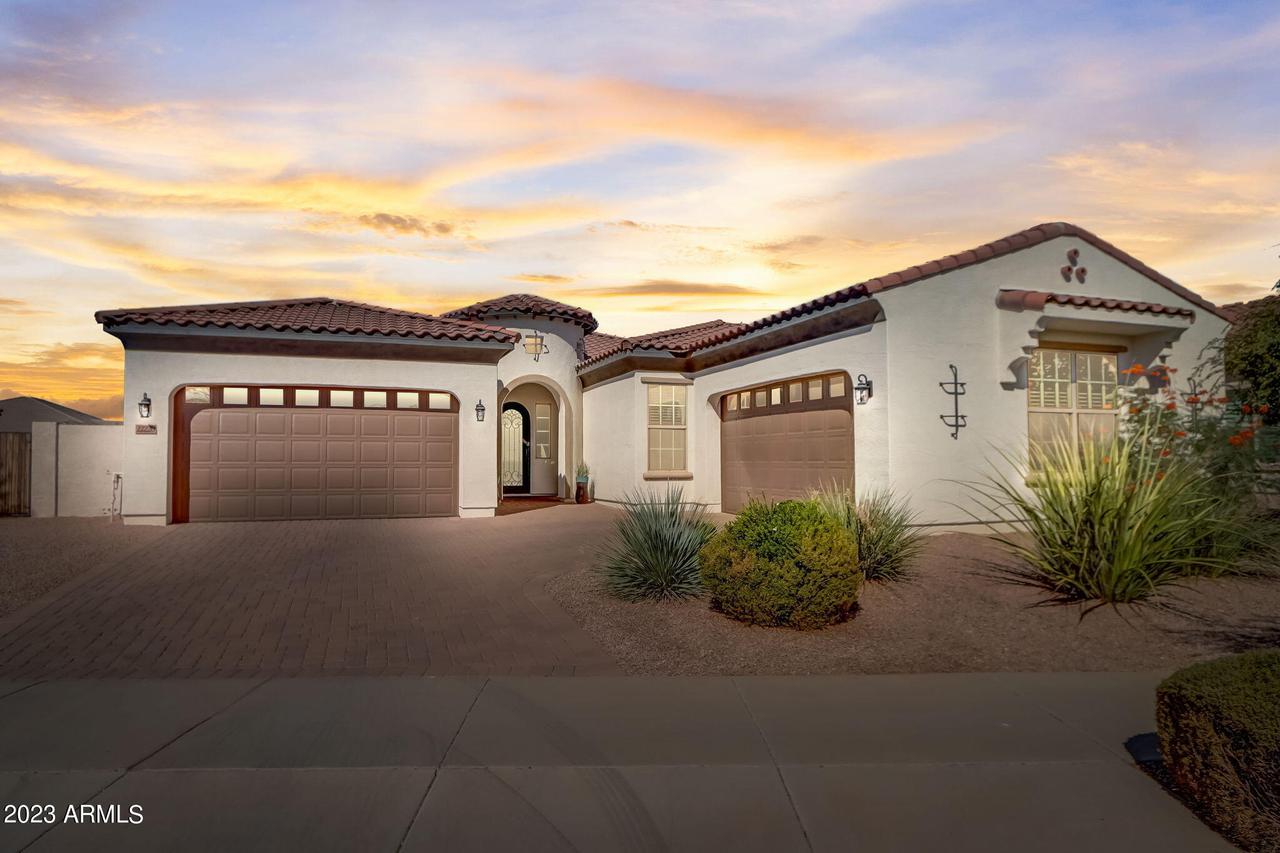 22220 E Sentiero Dr., Queen Creek, AZ 85142