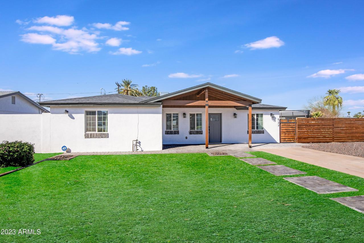 527 E Butler Dr., Phoenix, AZ 85020