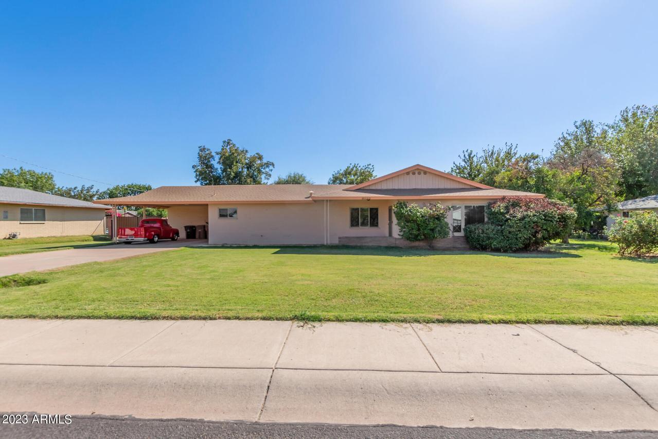 8033 W Lincoln St., Peoria, AZ 85345