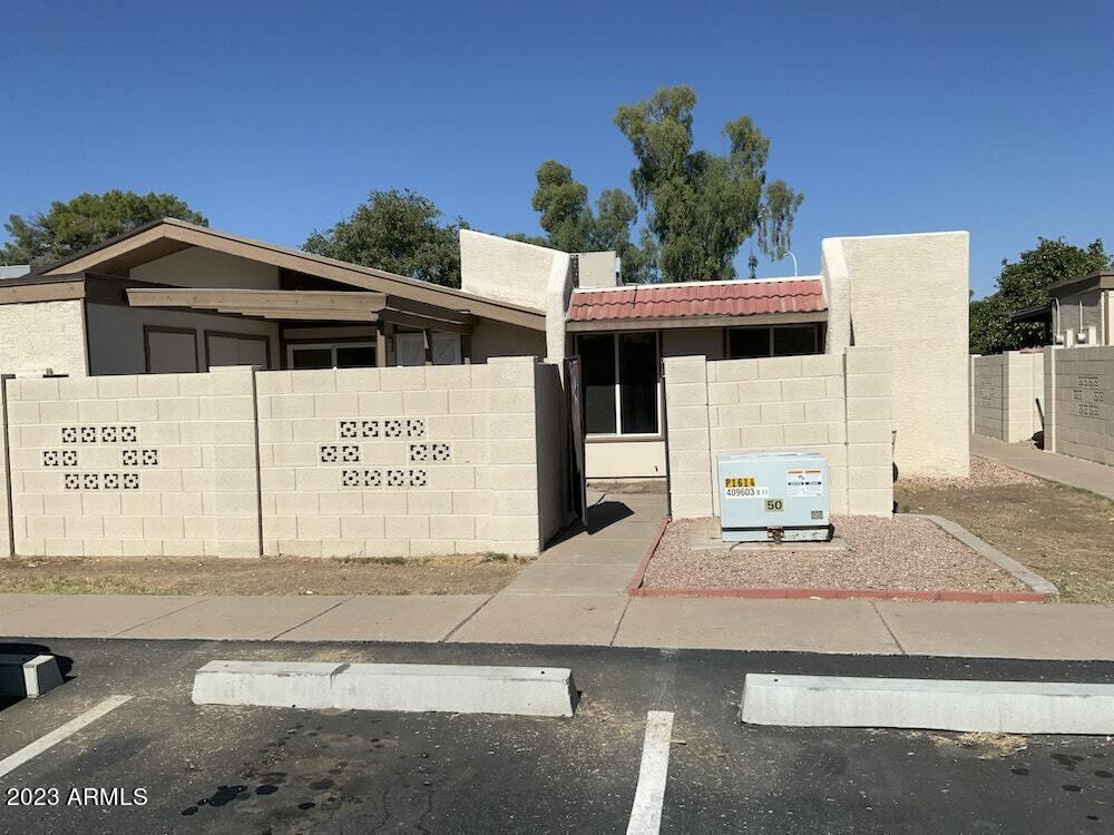 525 N May #17, Mesa, AZ 85201