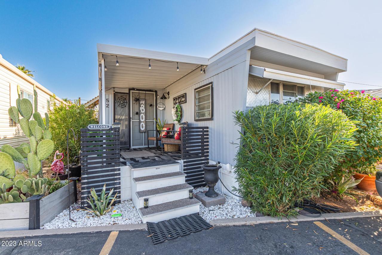 730 S Country Club Dr. #52, Mesa, AZ 85210
