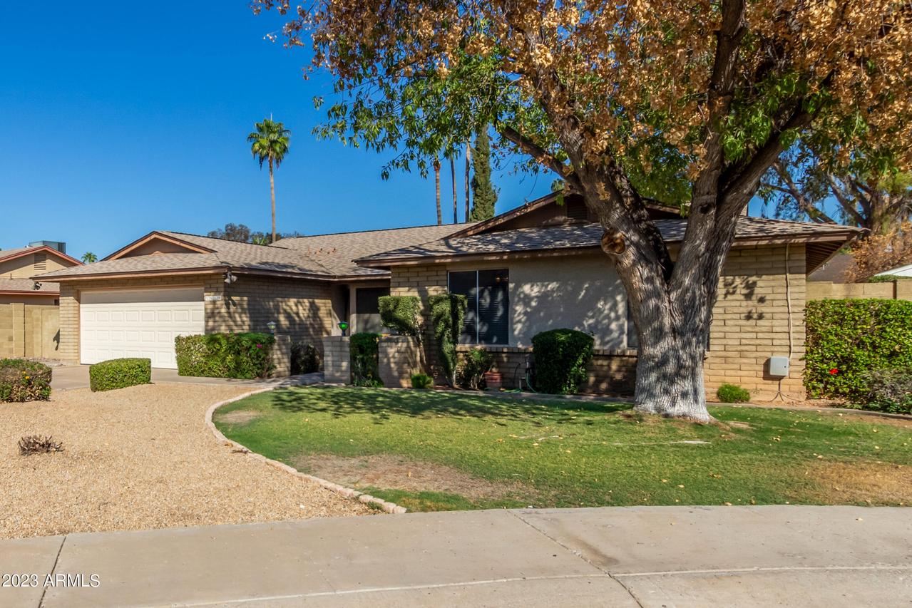 5910 E Claire Dr., Scottsdale, AZ 85254