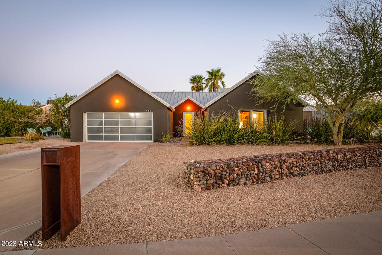 9841 S 46th St., Phoenix, AZ 85044