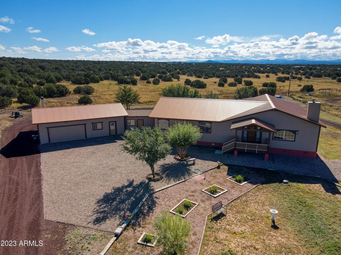 8689 Knowe Pl., Show Low, AZ 85901