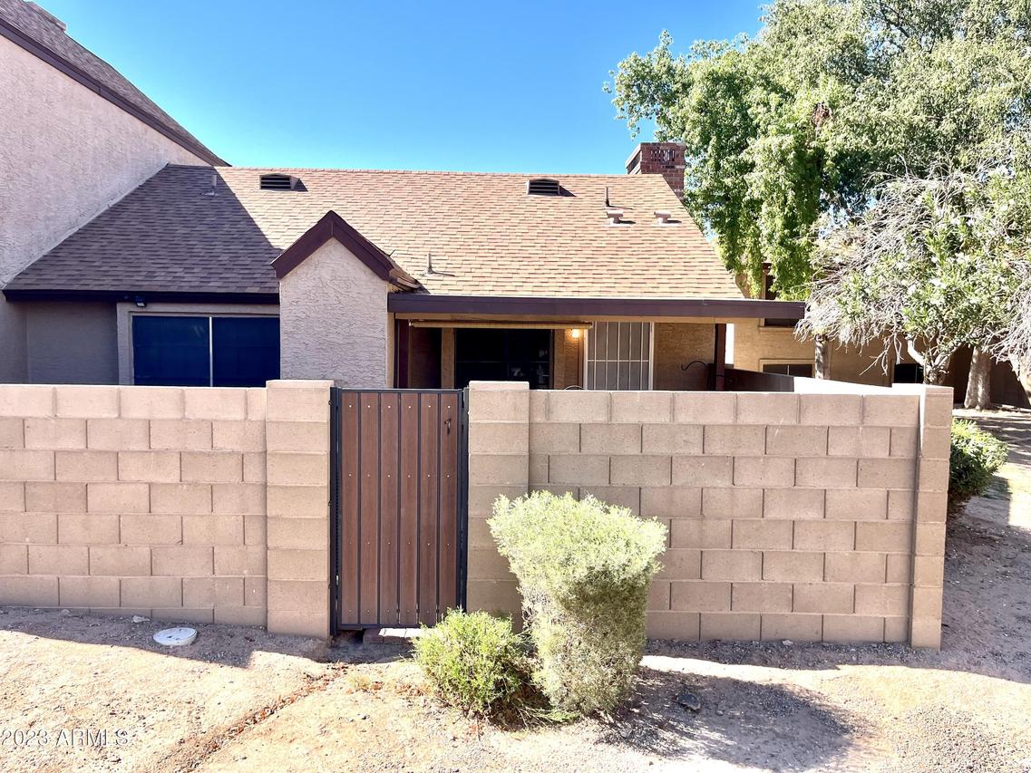 8111 W Wacker Rd. #7, Peoria, AZ 85381