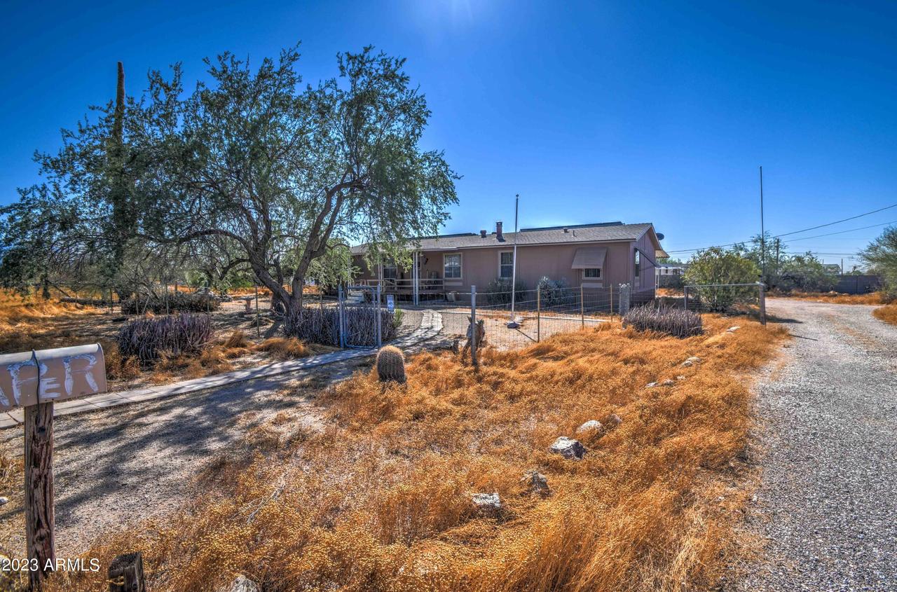 577 W Windsong St., Apache Junction, AZ 85120