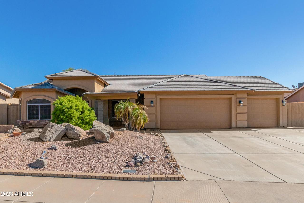 553 N Garrison St., Mesa, AZ 85207