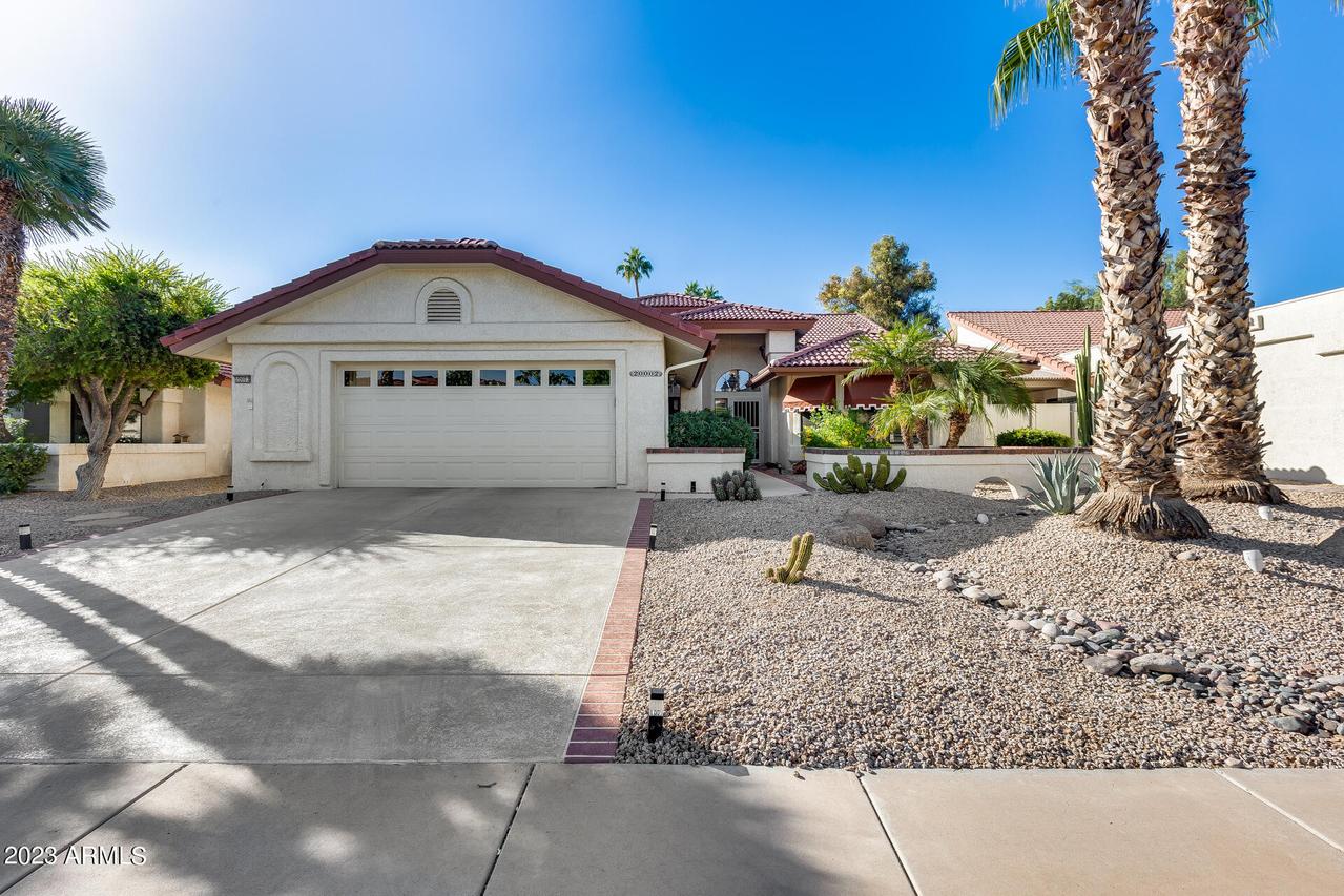 20002 N Alta Loma Dr., Sun City West, AZ 85375