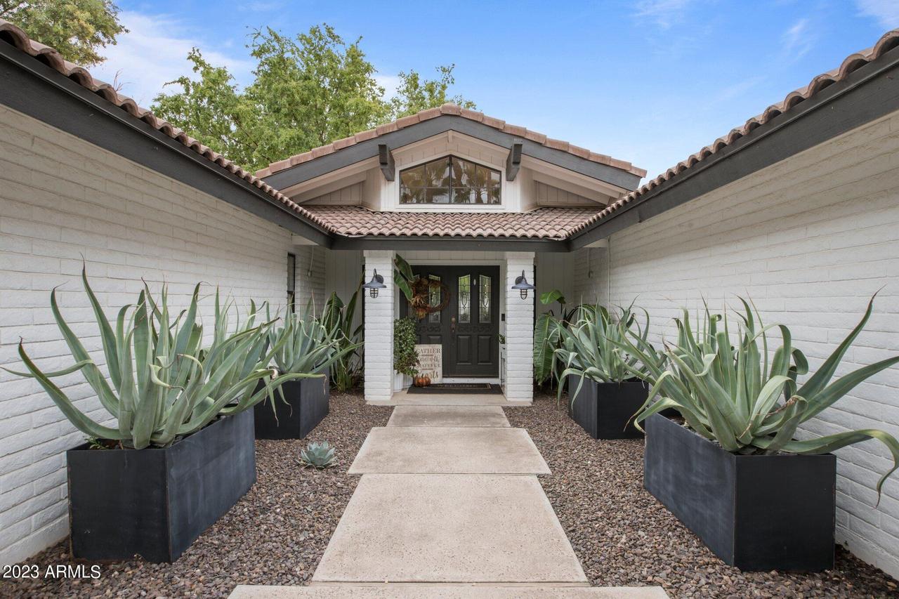 5301 E Poinsettia Dr., Scottsdale, AZ 85254