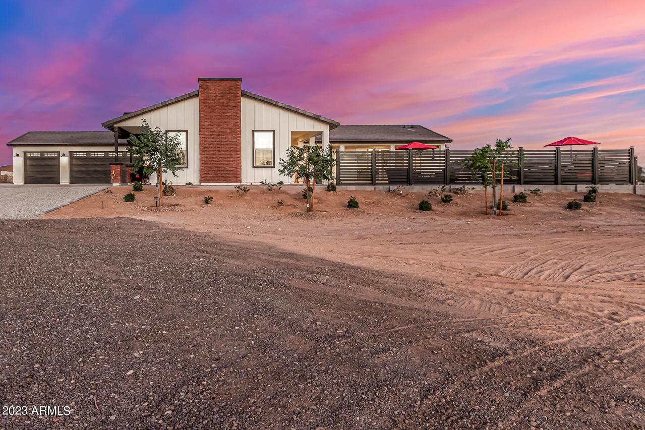 15042 W Desert Vista Tr., Surprise, AZ 85387