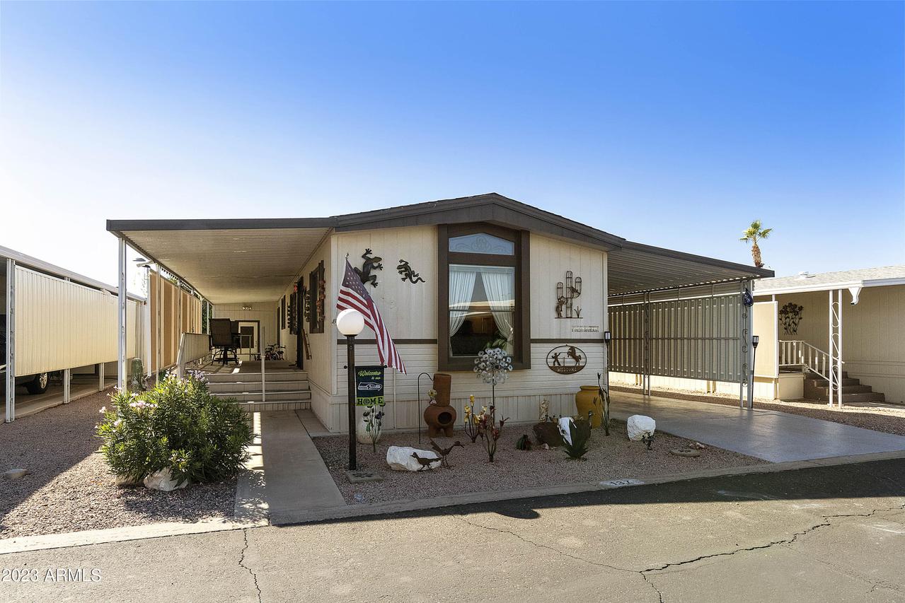 652 S Ellsworth Rd. #137, Mesa, AZ 85208