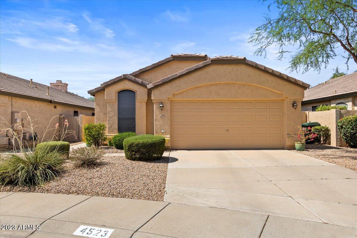 4523 E Mossman Rd., Phoenix, AZ 85050