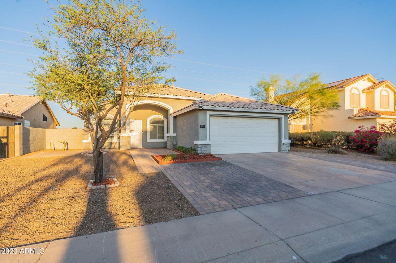 8743 N 112th Ave., Peoria, AZ 85345
