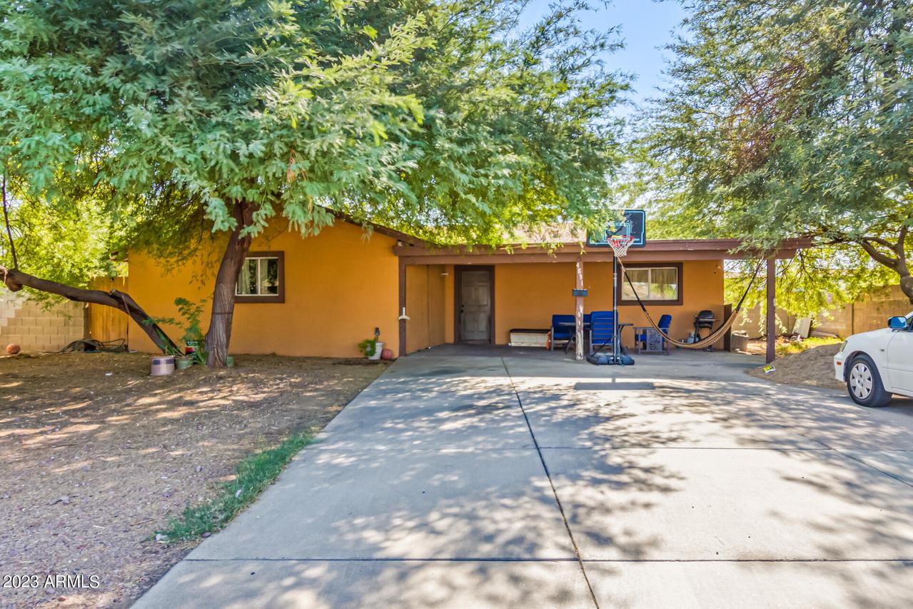 4831 W Verde Ln., Phoenix, AZ 85031