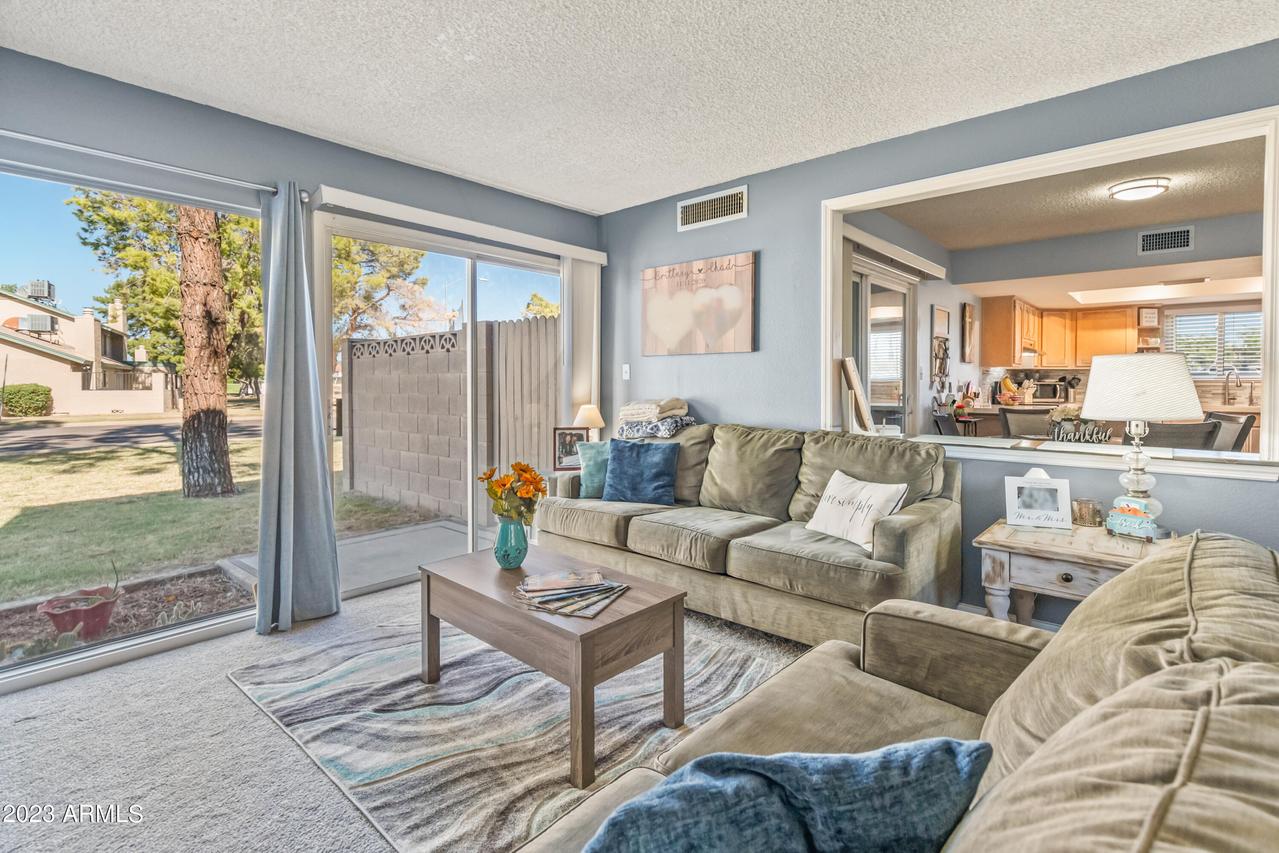 4501 W Continental Dr., Glendale, AZ 85308