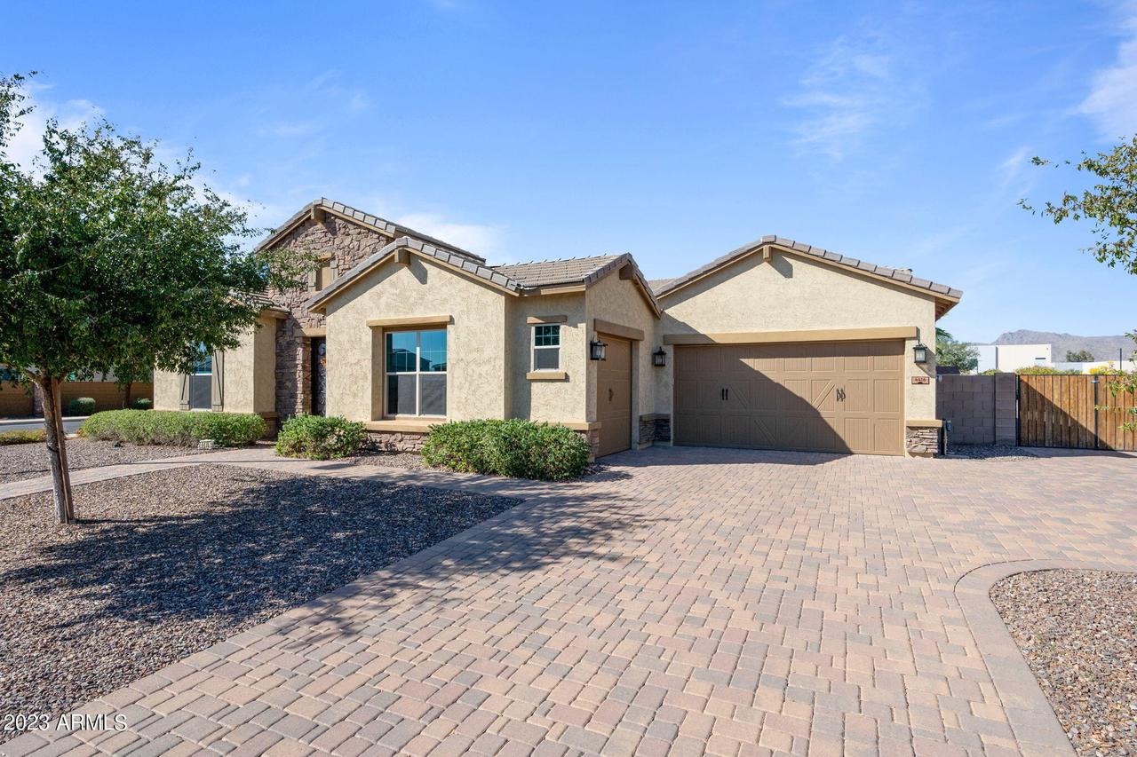 4416 N 185th Ave., Goodyear, AZ 85395