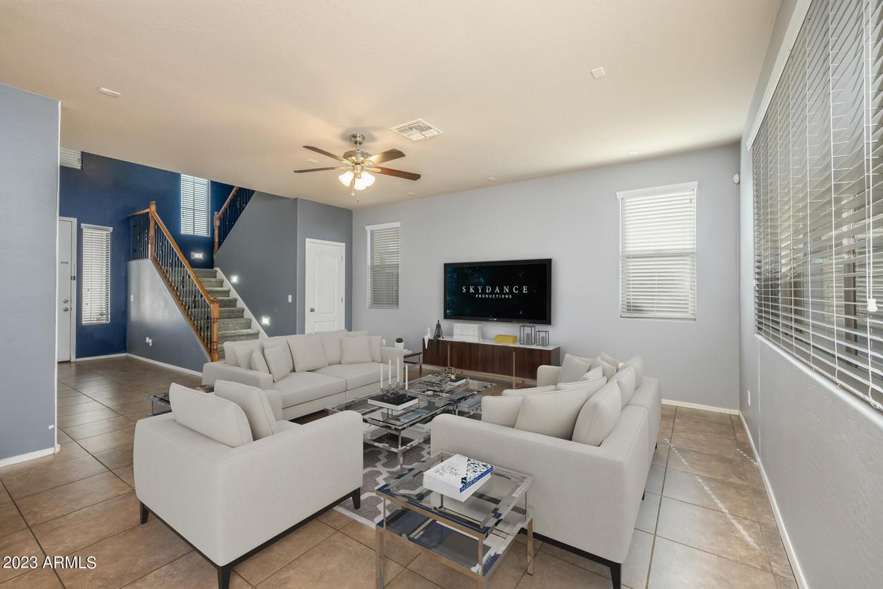 8212 S 71st Ave., Laveen, AZ 85339