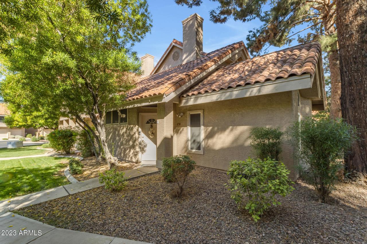1633 E Lakeside Dr. #9, Gilbert, AZ 85234