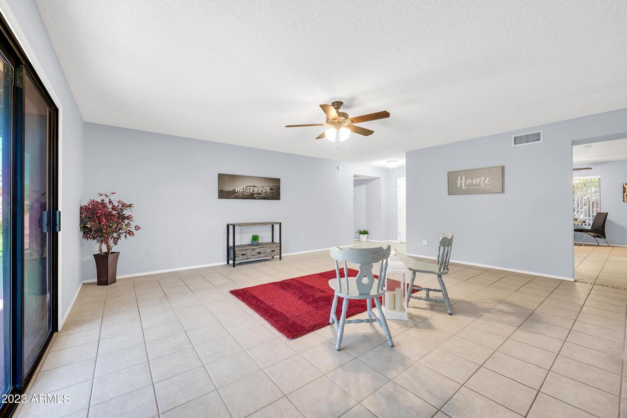 11507 W Ohio Ave., Youngtown, AZ 85363