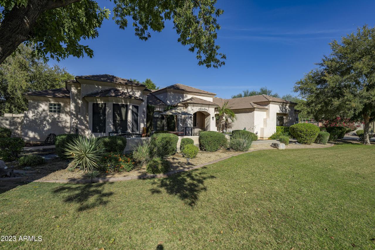 4332 W Ardmore Rd., Laveen, AZ 85339